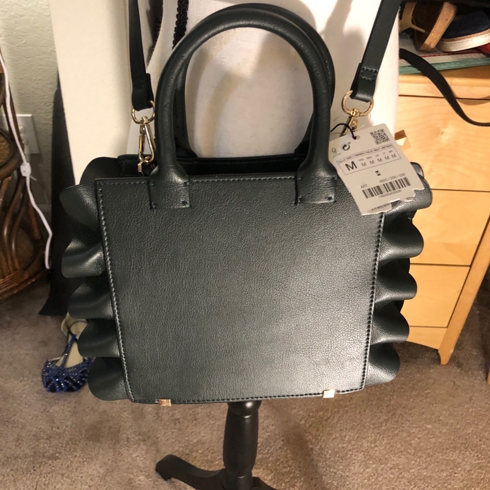 🌹ZARA GREEN CROSSBODY & HANDBAG SUPER CUTE🌹 - Picture 2 of 15